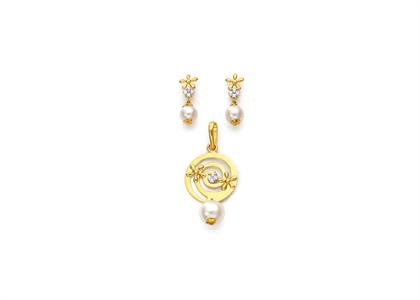 Gold Plated | Pearl Pendant Sets